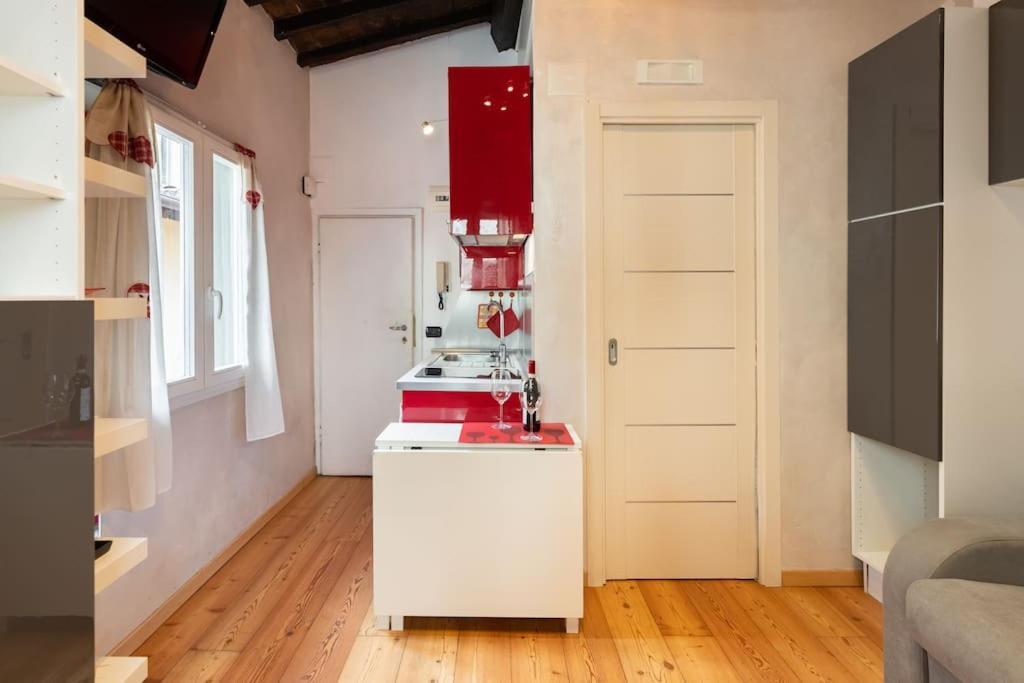 Keys Of Italy - Guantomono 15 - Monolocale Conveniente E Centralissimo Firenze Eksteriør billede